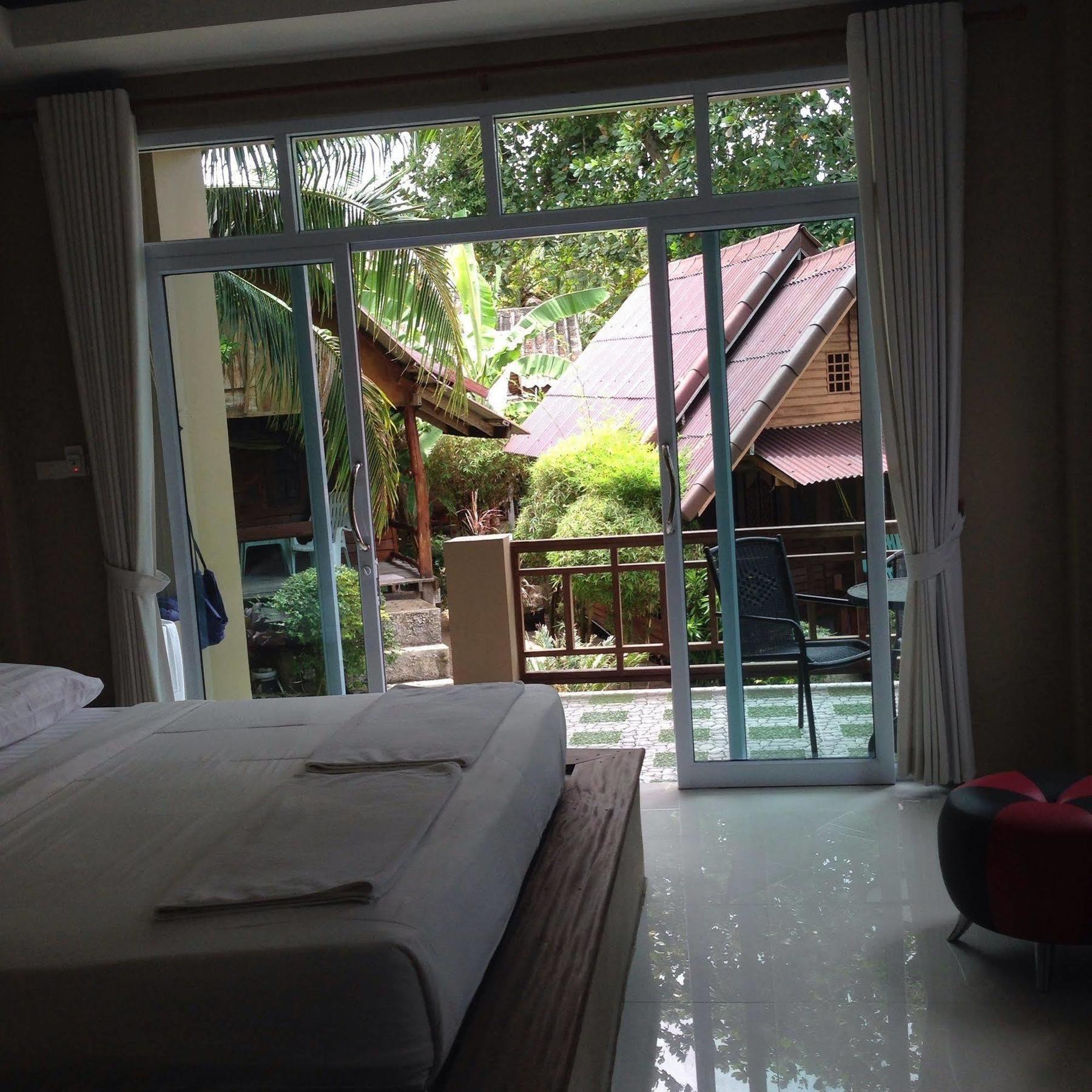 Hut Sun Bungalow Haad Son Esterno foto